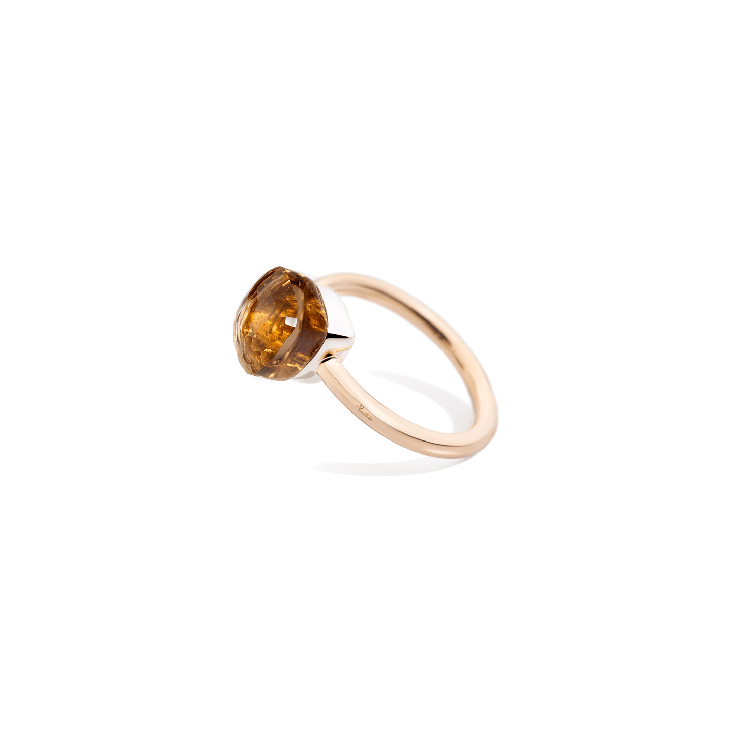 Ring Nudo Petit aus 750er Roségold mit Weißgoldeinfassung und facettiertem Quarzstein.